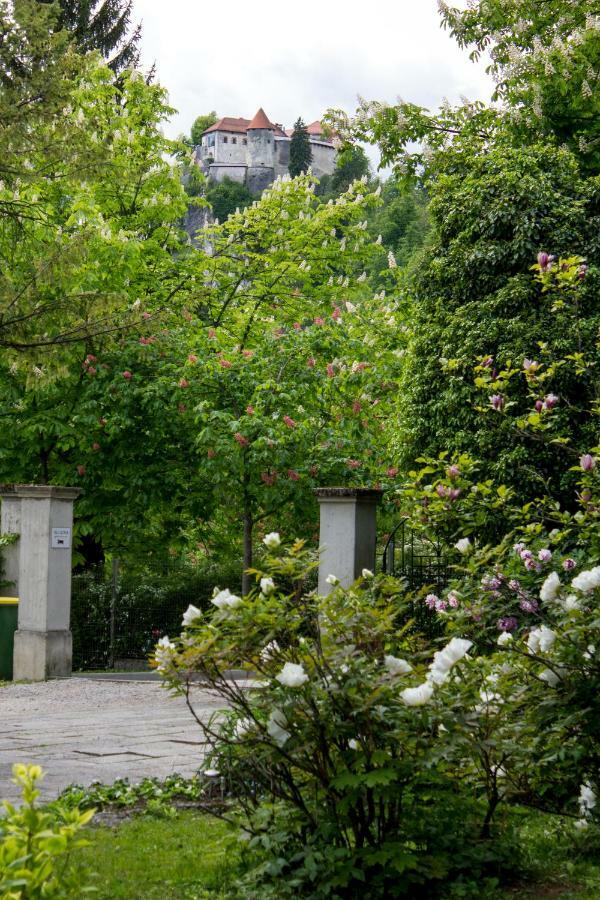 Apartment Villa Vltava Bled Bagian luar foto